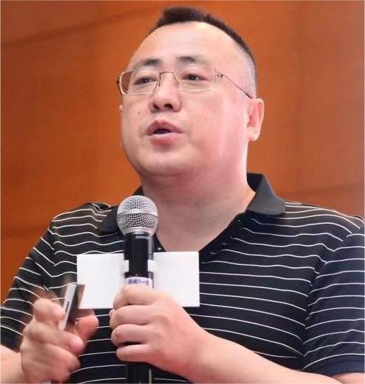  中国智慧工程研究会策划专业委员会副秘书长刘文新